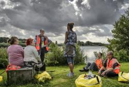 Stadsdeel Amsterdam probeert opnieuw alcoholisten uit Oosterpark te krijgen